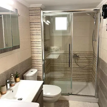 Nikolas Apartment *